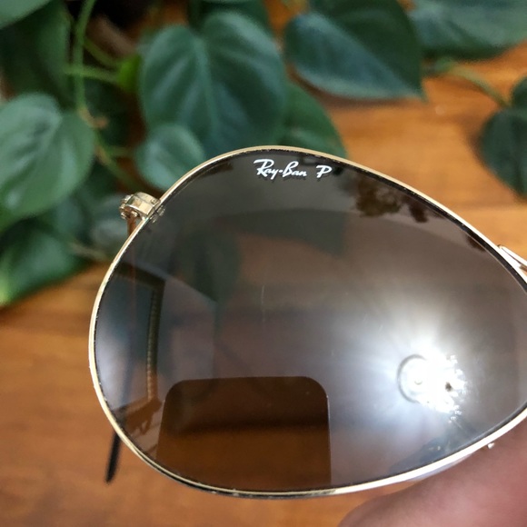 Ray Ban polarized aviator sunglasses - Picture 3 of 6